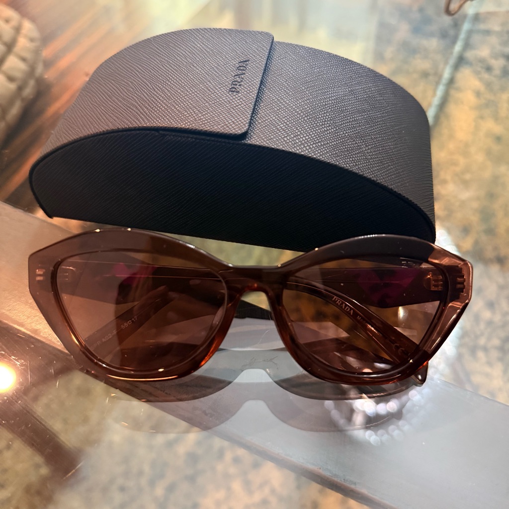 Prada Brown Cat-Eye Womenâs Sunglasses